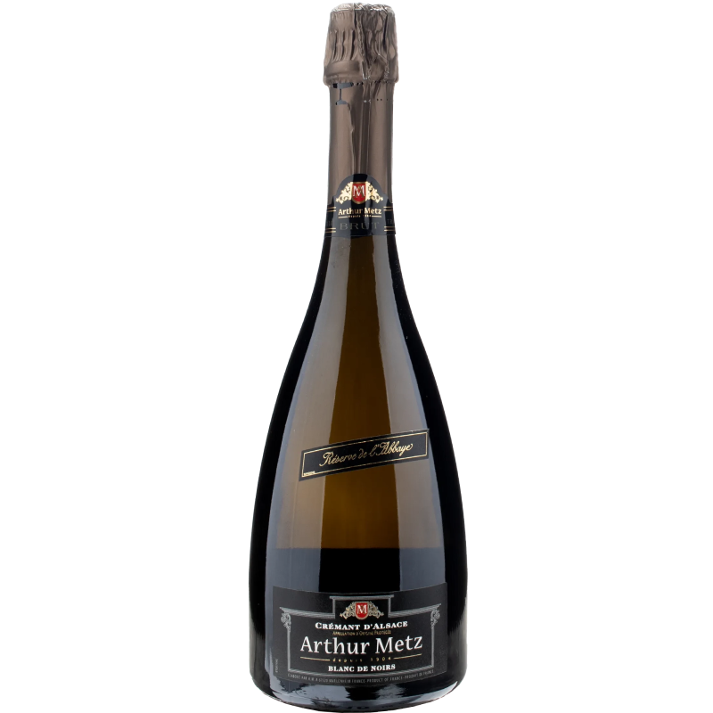 Bouteille de Reserve de l'Abbaye blanc de noirs brut crémant d’Alsace, mousse fine et reflets dorés